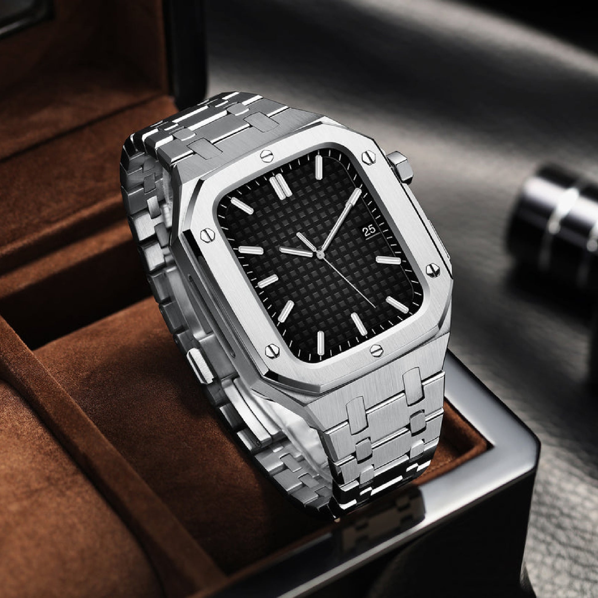 The Explorer METAL BAND FOR APPLE WATCH – Mave